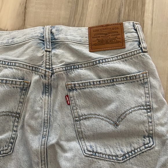 Levi Strauss & Co Skirt - Picture 2 of 2